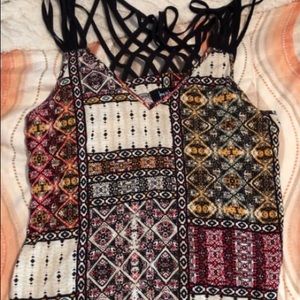 V neck tank, crisscrossed straps